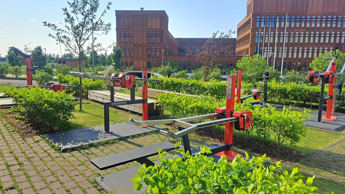 Tartu Tervishoiu Kõrgkool välijõusaal